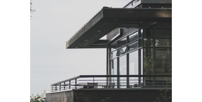 Jak wybrać idealne okna na taras lub balkon?